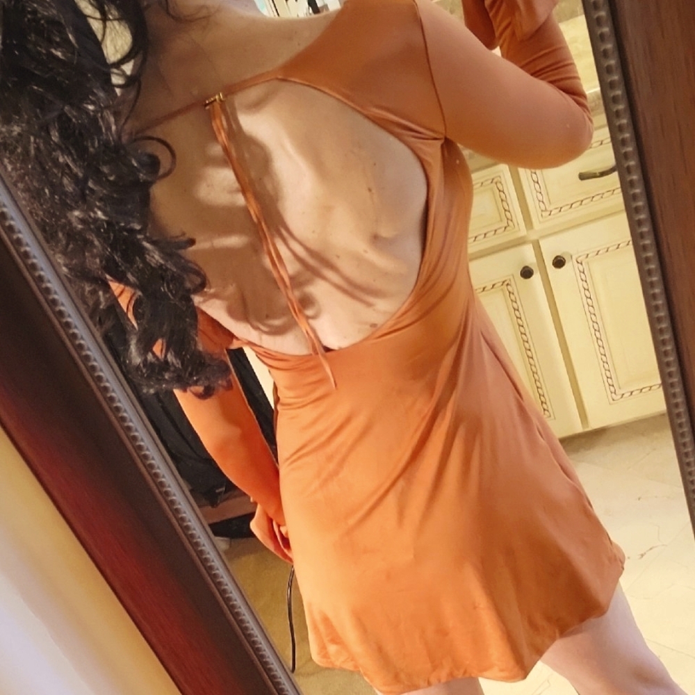 Chic Rich Orange Topaz Cutout Mini Dress, Sz 4 - Picture 12 of 16